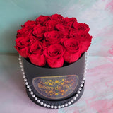 Luxury Petite Black - Forever Red