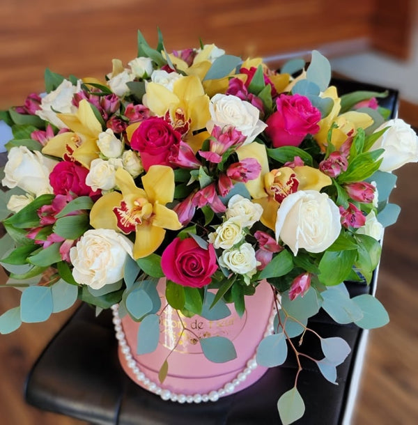 Luxury Centerpiece  - Beautiful Garden