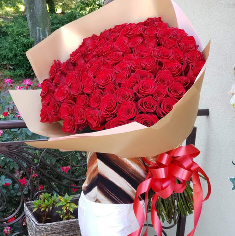 Bouquet - 101 Long Red Roses - Bloom de Fleur