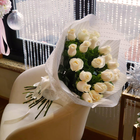 Bouquet - 21 White Roses - Bloom de Fleur