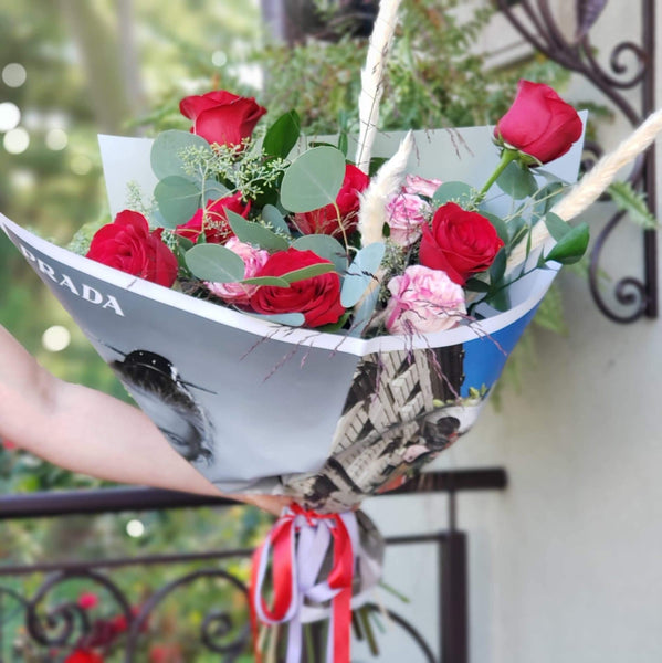 Bouquet - RED Dozen in "PRADA" wrapping - Bloom de Fleur