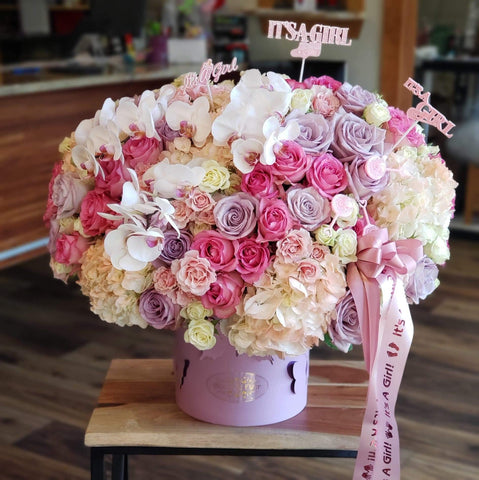 Luxury Round Butterfly -  Baby Girl Welcome - Bloom de Fleur