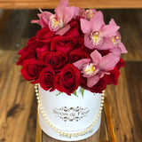 Luxury White - Half Moon w/ Orchids - Bloom de Fleur